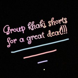 Men’s American Eagle khaki shorts